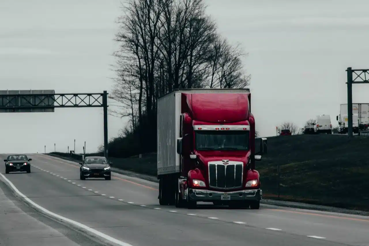 Navigating Ohio's Trucking Regulations: A Comprehensive Guide - 216lawyers